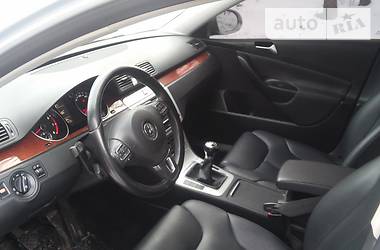 Седан Volkswagen Passat 2010 в Черкассах