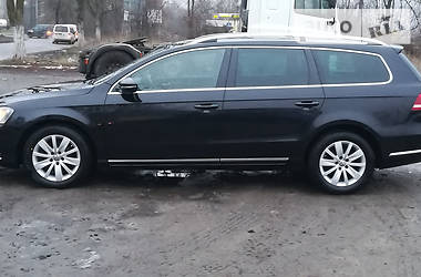 Универсал Volkswagen Passat 2014 в Ровно