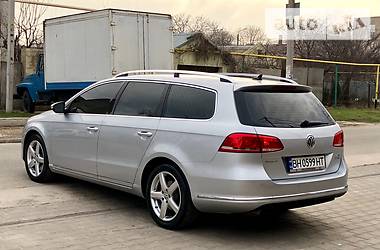 Универсал Volkswagen Passat 2014 в Одессе