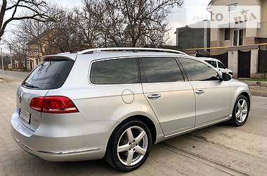 Универсал Volkswagen Passat 2014 в Одессе