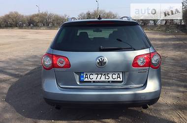 Универсал Volkswagen Passat 2010 в Луцке