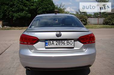 Седан Volkswagen Passat 2013 в Кропивницком