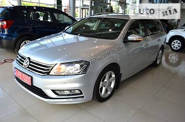 Универсал Volkswagen Passat 2013 в Хмельницком