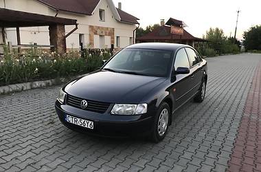 Седан Volkswagen Passat 1997 в Каменец-Подольском