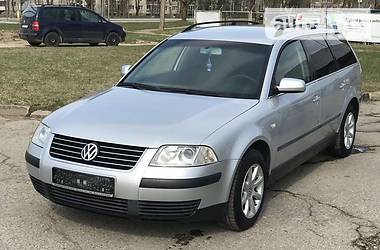 Универсал Volkswagen Passat 2003 в Дубно