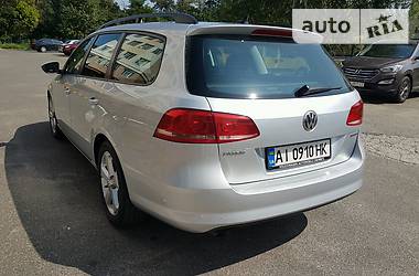 Универсал Volkswagen Passat 2012 в Киеве