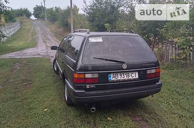 Универсал Volkswagen Passat 1990 в Погребище