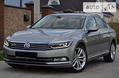 Седан Volkswagen Passat 2015 в Луцке