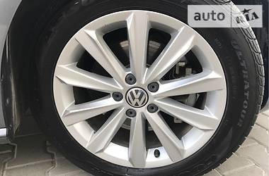 Седан Volkswagen Passat 2012 в Луцке