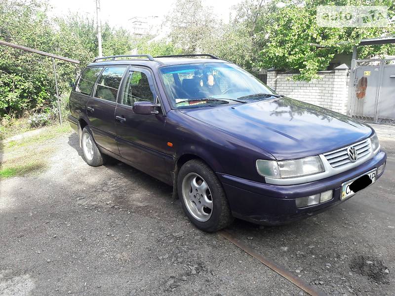 Универсал Volkswagen Passat 1994 в Черкассах