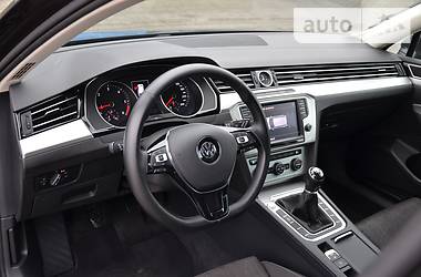 Универсал Volkswagen Passat 2015 в Луцке