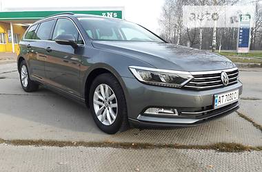 Универсал Volkswagen Passat 2015 в Ивано-Франковске