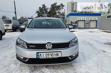 Универсал Volkswagen Passat 2012 в Киеве