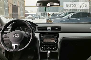 Седан Volkswagen Passat 2012 в Киеве