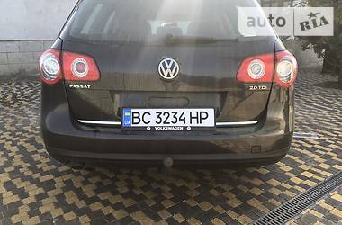 Универсал Volkswagen Passat 2006 в Стрые