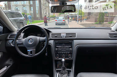 Седан Volkswagen Passat 2015 в Одессе