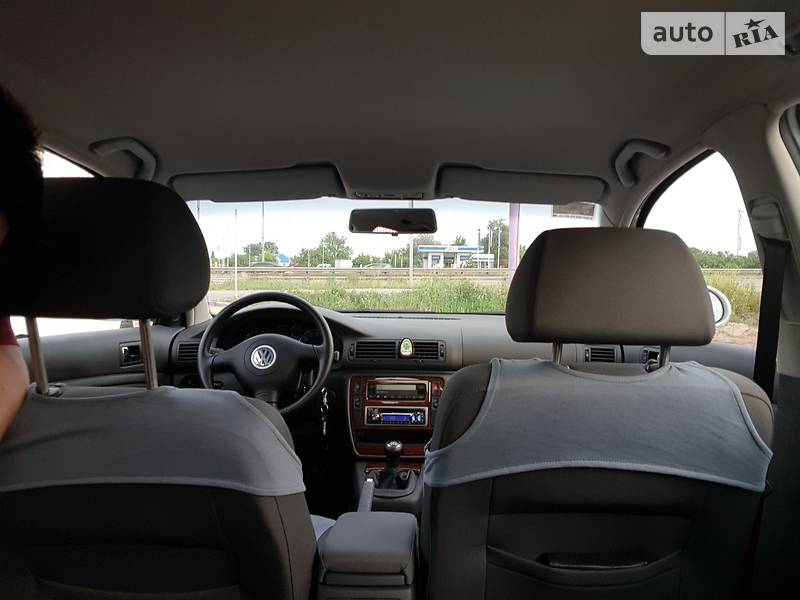 Седан Volkswagen Passat 2004 в Києві