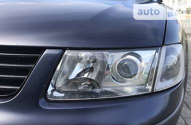 Седан Volkswagen Passat 1998 в 