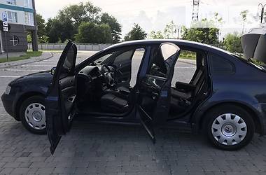 Седан Volkswagen Passat 1998 в 
