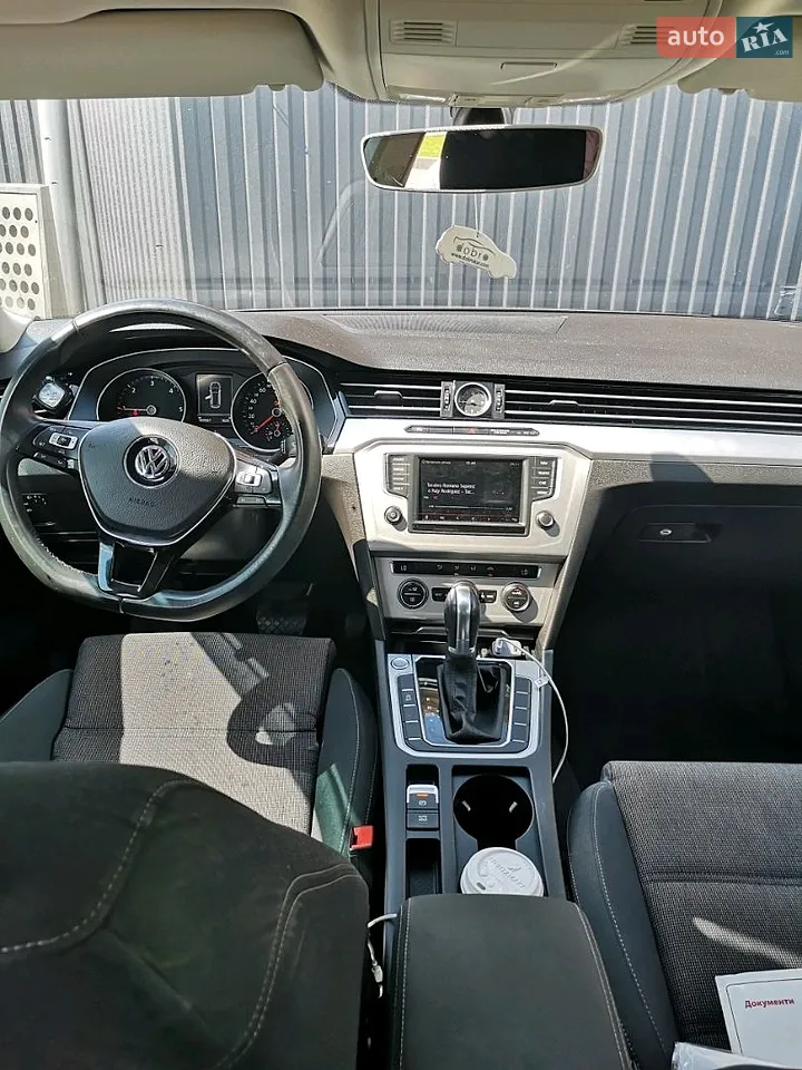 2015 Volkswagen Passat - мініатюра 9