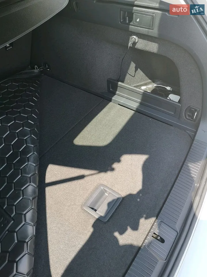 2015 Volkswagen Passat - мініатюра 16