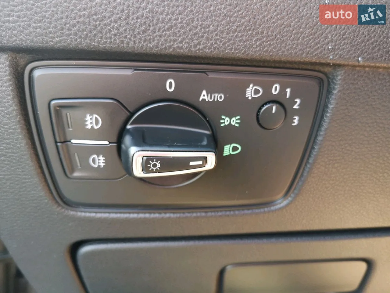 2015 Volkswagen Passat - мініатюра 46