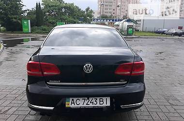 Седан Volkswagen Passat 2011 в 