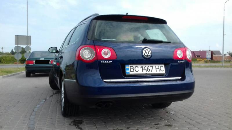 Універсал Volkswagen Passat 2010 в Львові