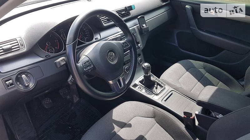 Универсал Volkswagen Passat 2013 в Киеве фото 11 Универсал Volkswagen Passat 2013 в Киеве