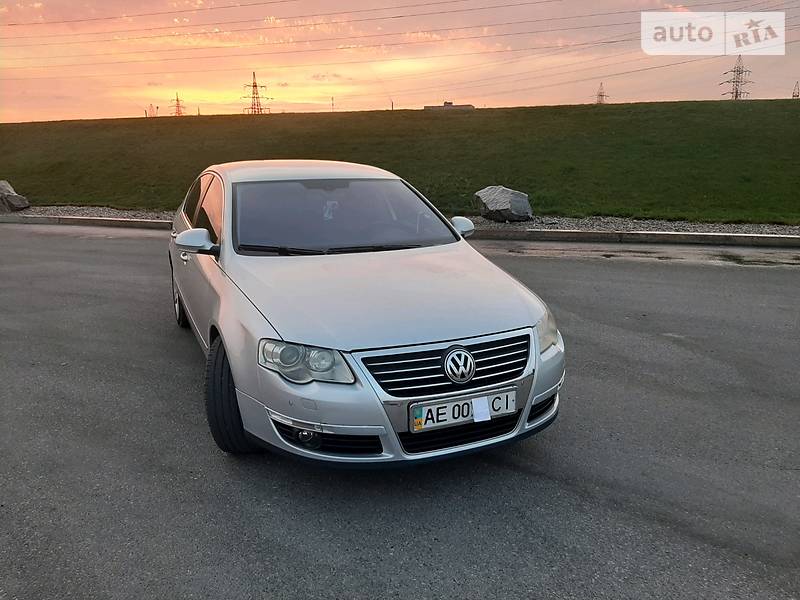 Седан Volkswagen Passat 2006 в Дніпрі