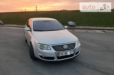 Седан Volkswagen Passat 2006 в Дніпрі