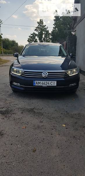 Универсал Volkswagen Passat 2016 в Житомире