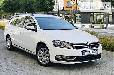 Універсал Volkswagen Passat 2014 в Івано-Франківську