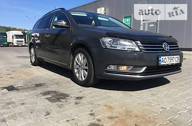 Універсал Volkswagen Passat 2011 в Мукачевому