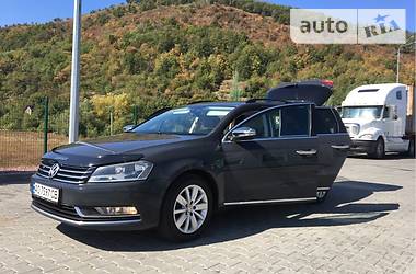 Универсал Volkswagen Passat 2011 в Мукачево