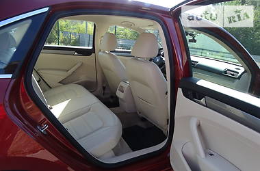 Седан Volkswagen Passat 2015 в 