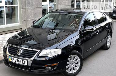 Седан Volkswagen Passat 2006 в Києві
