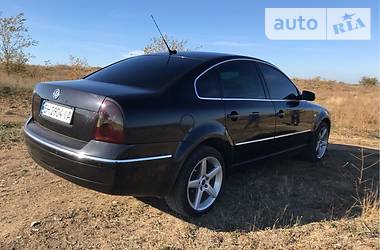 Седан Volkswagen Passat 2003 в Одессе