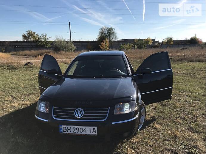 Седан Volkswagen Passat 2003 в Одессе