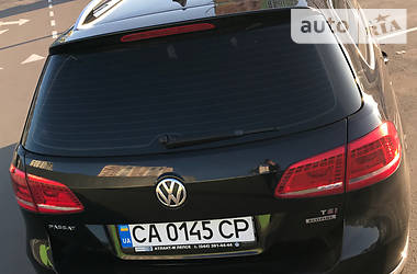 Универсал Volkswagen Passat 2011 в Киеве