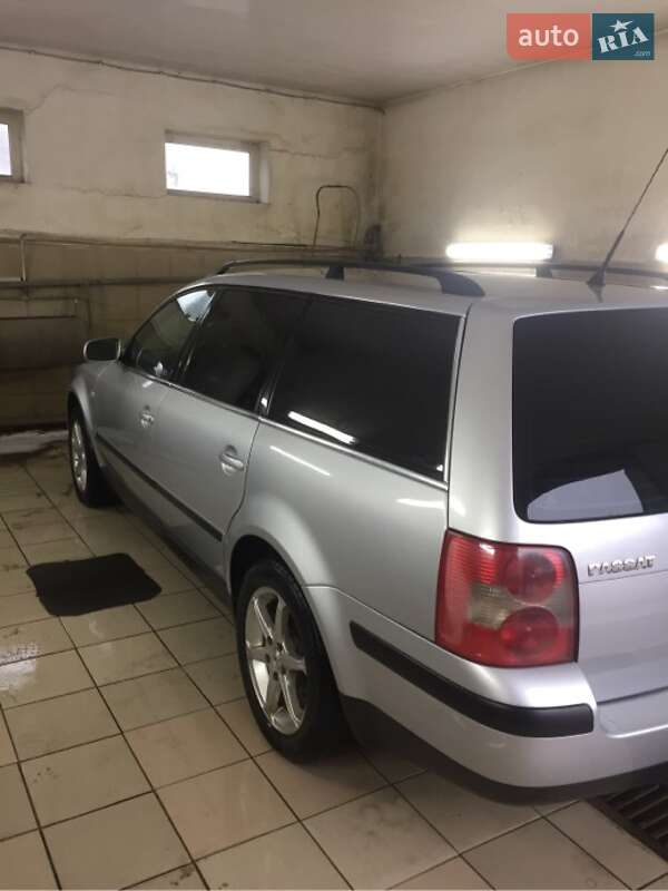 Універсал Volkswagen Passat 2002 в Кропивницькому