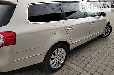 Универсал Volkswagen Passat 2009 в Дрогобыче