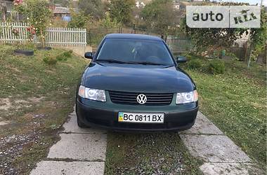 Седан Volkswagen Passat 1998 в Львові