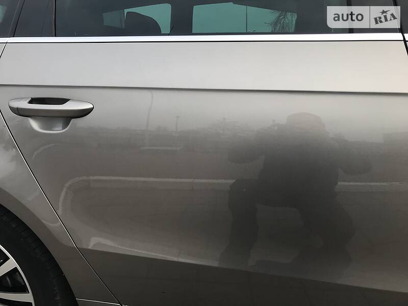 Універсал Volkswagen Passat 2012 в Черкасах