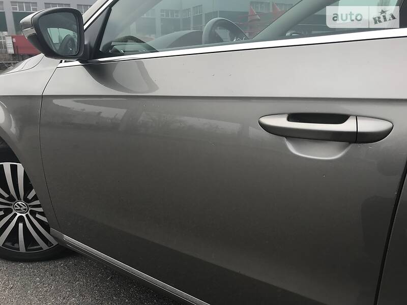 Універсал Volkswagen Passat 2012 в Черкасах