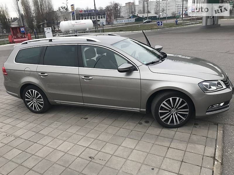 Універсал Volkswagen Passat 2012 в Черкасах