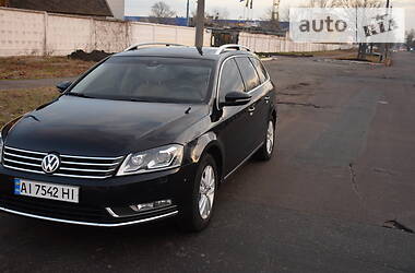 Універсал Volkswagen Passat 2011 в Києві