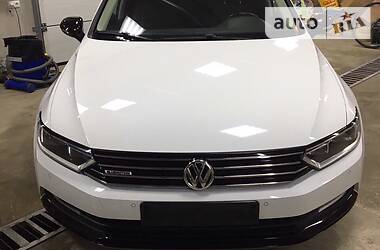 Седан Volkswagen Passat 2015 в Коломые