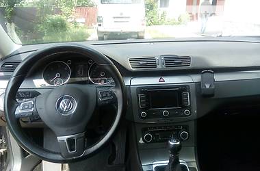 Универсал Volkswagen Passat 2010 в Ивано-Франковске