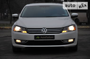 Седан Volkswagen Passat 2015 в Николаеве